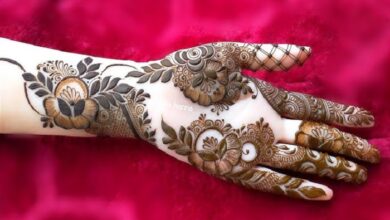 stylish front hand mehndi design